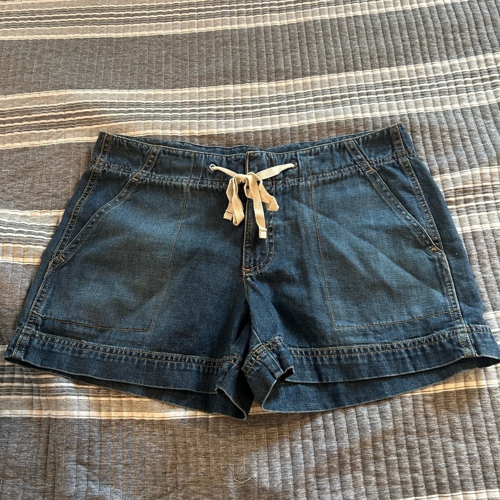 Gap Denim Blue Women's Size 8 Shorts